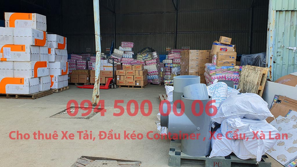 (Ảnh: ống nhựa, tả giấy, bông gòn, bánh kẹo ... đã được Chành xe Phú Quốc công ty CON RÙA BIỂN nhận để ghép xe tải tại Bãi xe HCM để vận chuyển cùng các loại hàng hóa nhỏ lẻ đi ghép ra đảo Phú Quốc) (Ảnh: ống nhựa, tả giấy, bông gòn, bánh kẹo ... đã được Chành xe Phú Quốc công ty CON RÙA BIỂN nhận để ghép xe tải tại Bãi xe HCM để vận chuyển cùng các loại hàng hóa nhỏ lẻ đi ghép ra đảo Phú Quốc)
