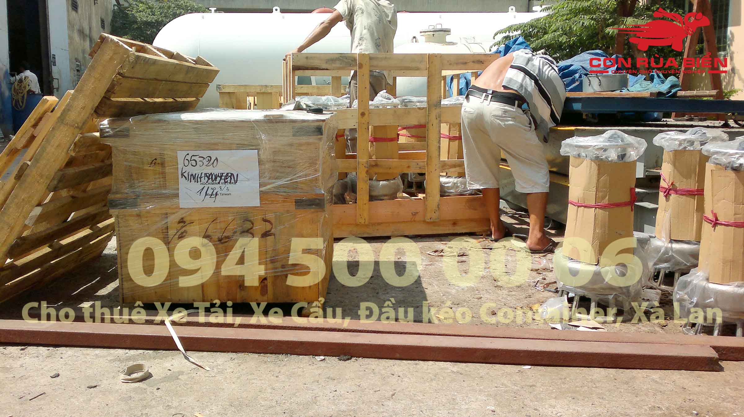 Van chuyen may bom tu HA Noi di Phu Quoc ghep xe tai duong bo 8